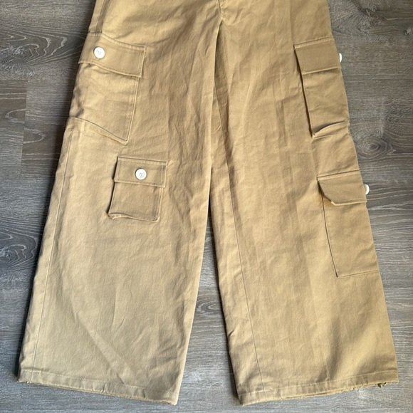 THE FRANKIE SHOP Hailey Oversized Cotton Cargo Pants Small - Picture 7 of 16